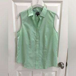Talbots tailored sleeveless dress cotton blouse in green shade. Size- 8